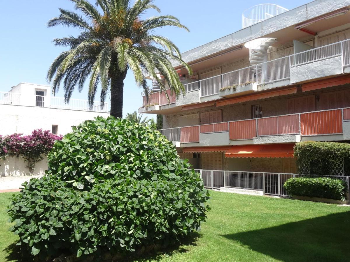 Apartment Les Patios-7 By Interhome Saint-Tropez Ngoại thất bức ảnh